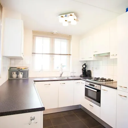 Holiday home Holiday H8.28 Oosterhuizen