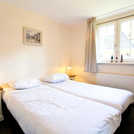 Holiday H8.28 Oosterhuizen